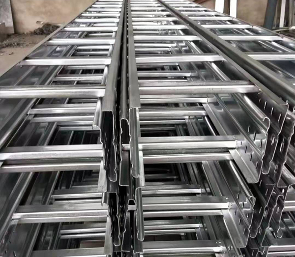 應(yīng)該如何選擇電纜橋架?文安縣電纜橋架